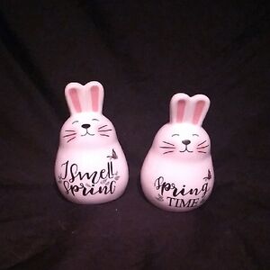 Vintage Spring Bunny Salt & Pepper Shackers